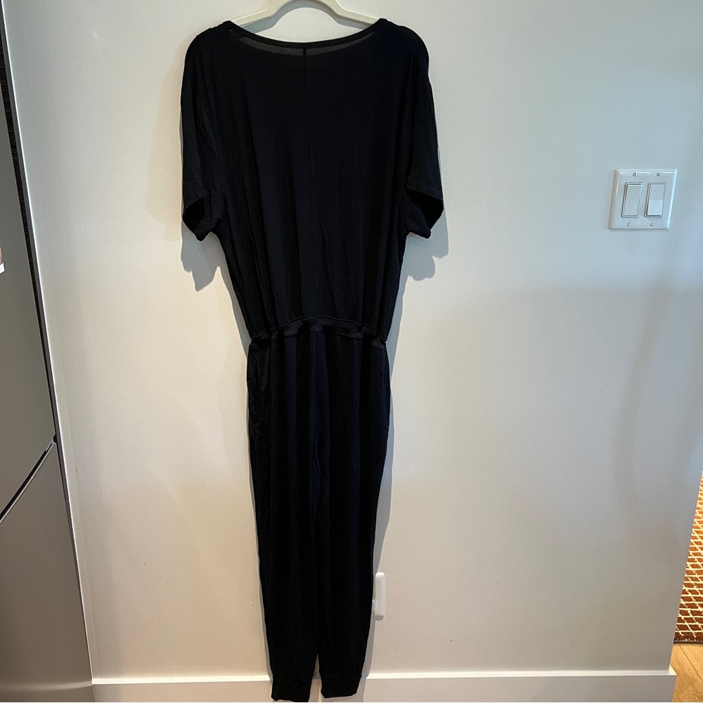Knix Good to Go Short Sleeve Romper - Picture 5 of 5